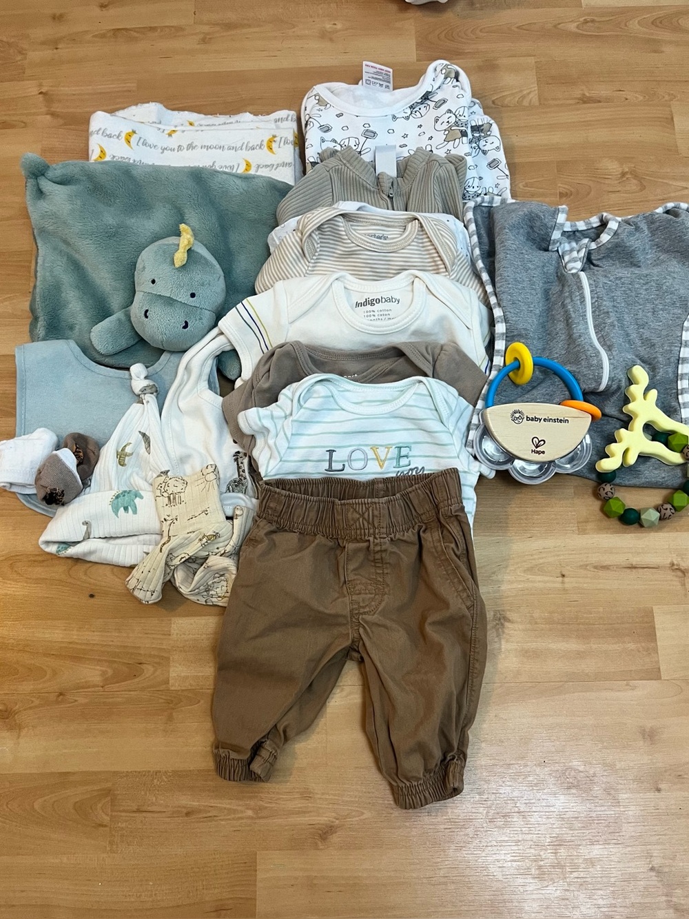 Unisex baby bundle